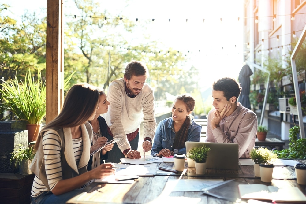 Avoid These Mistakes Before Scaling Your Restaurant